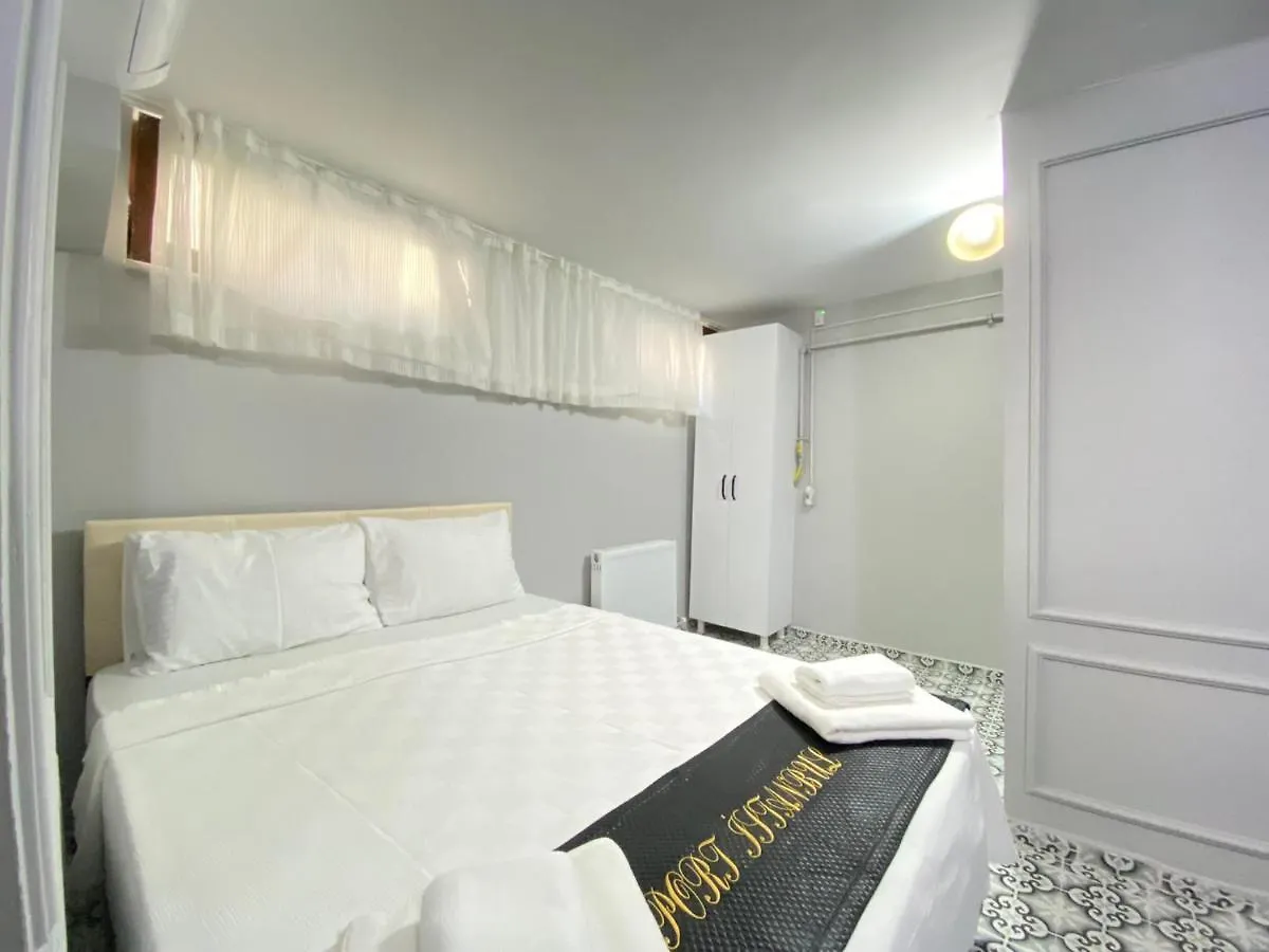 شقة اسطنبول  في Comfy And Central Studio Flat In Kabatas Beyoglu